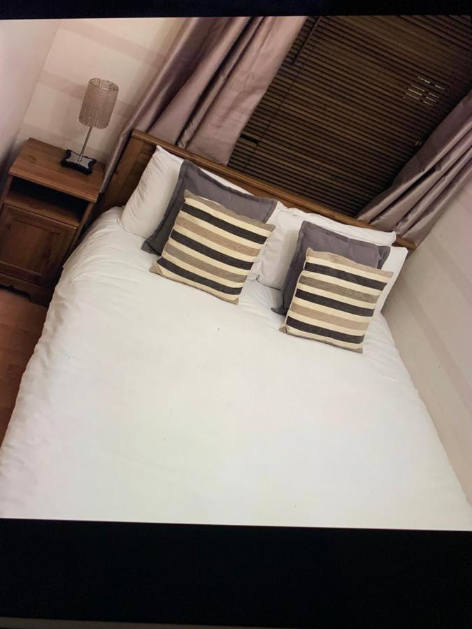 Ty Rosa Rooms Cardiff Eksteriør billede