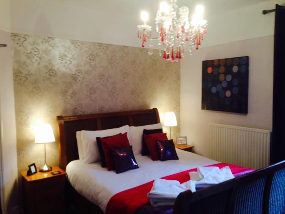 Ty Rosa Rooms Cardiff Eksteriør billede